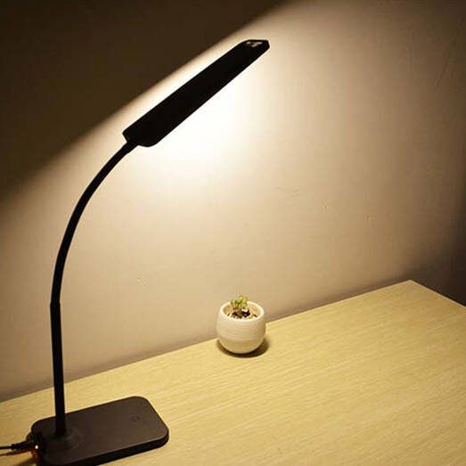 lampę stołową